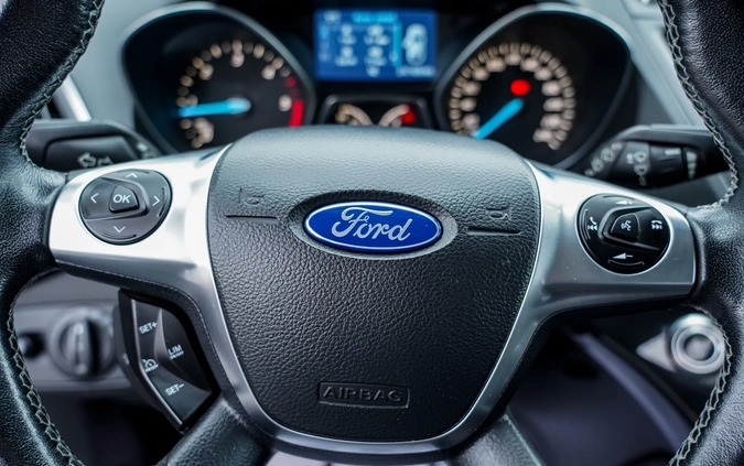 Ford Kuga cena 51900 przebieg: 247500, rok produkcji 2014 z Ozimek małe 781